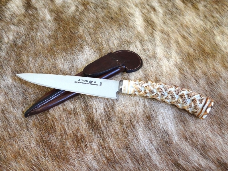 Knife